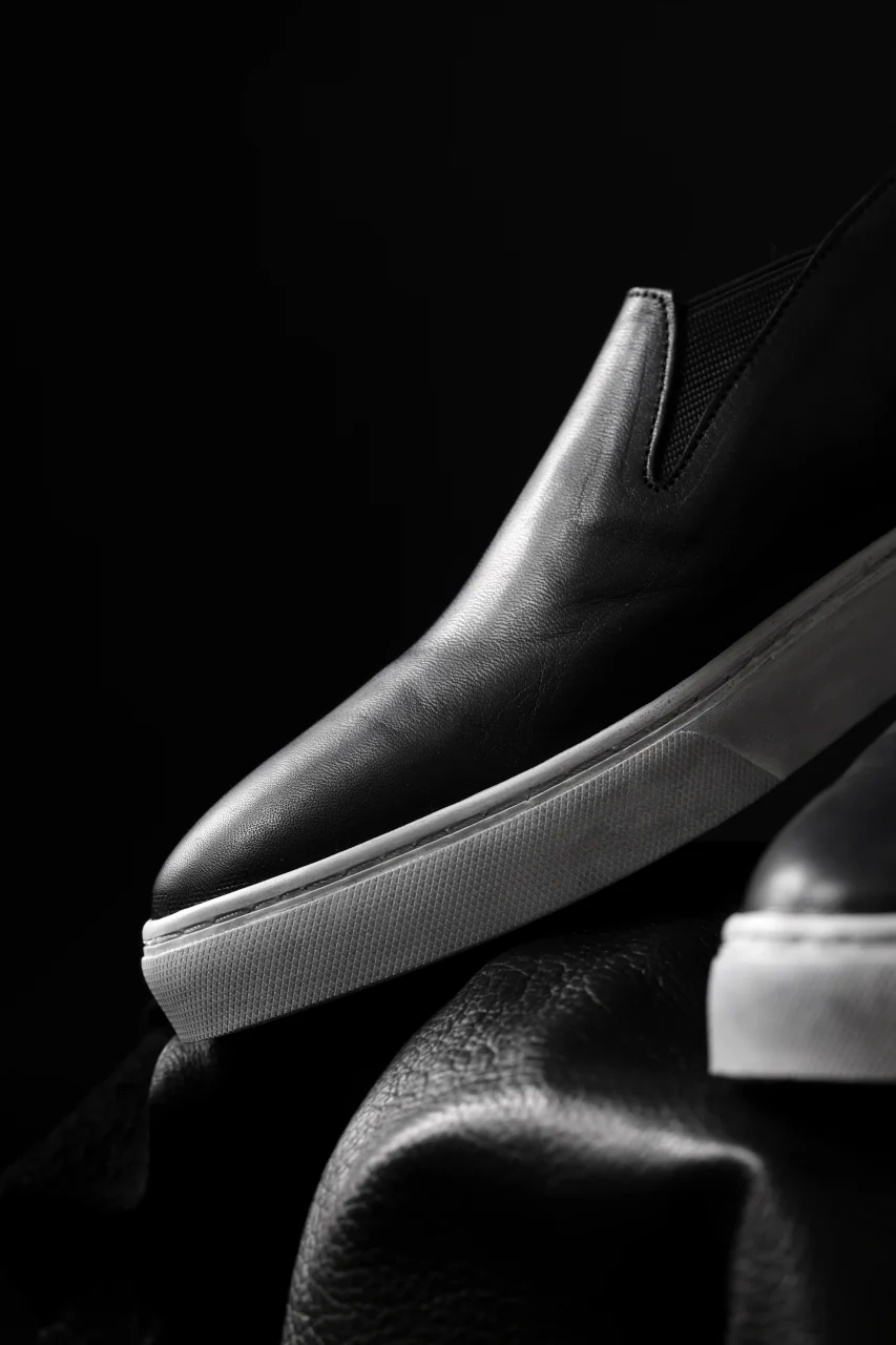 Portaille LOW SLIP SHOES / WAXED HORSE (BLACK x DUST WHITE) - Image 31