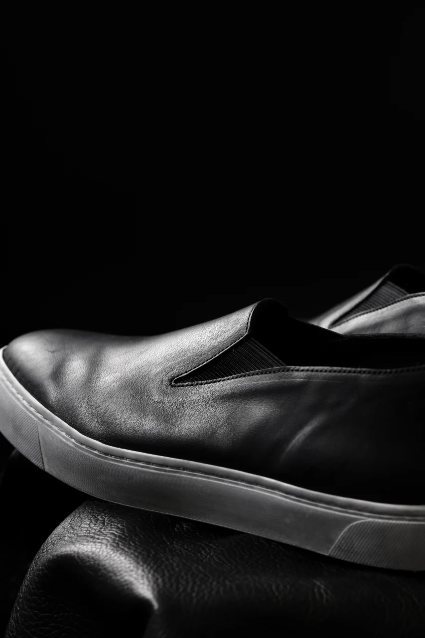 Portaille LOW SLIP SHOES / WAXED HORSE (BLACK x DUST WHITE) - Image 34