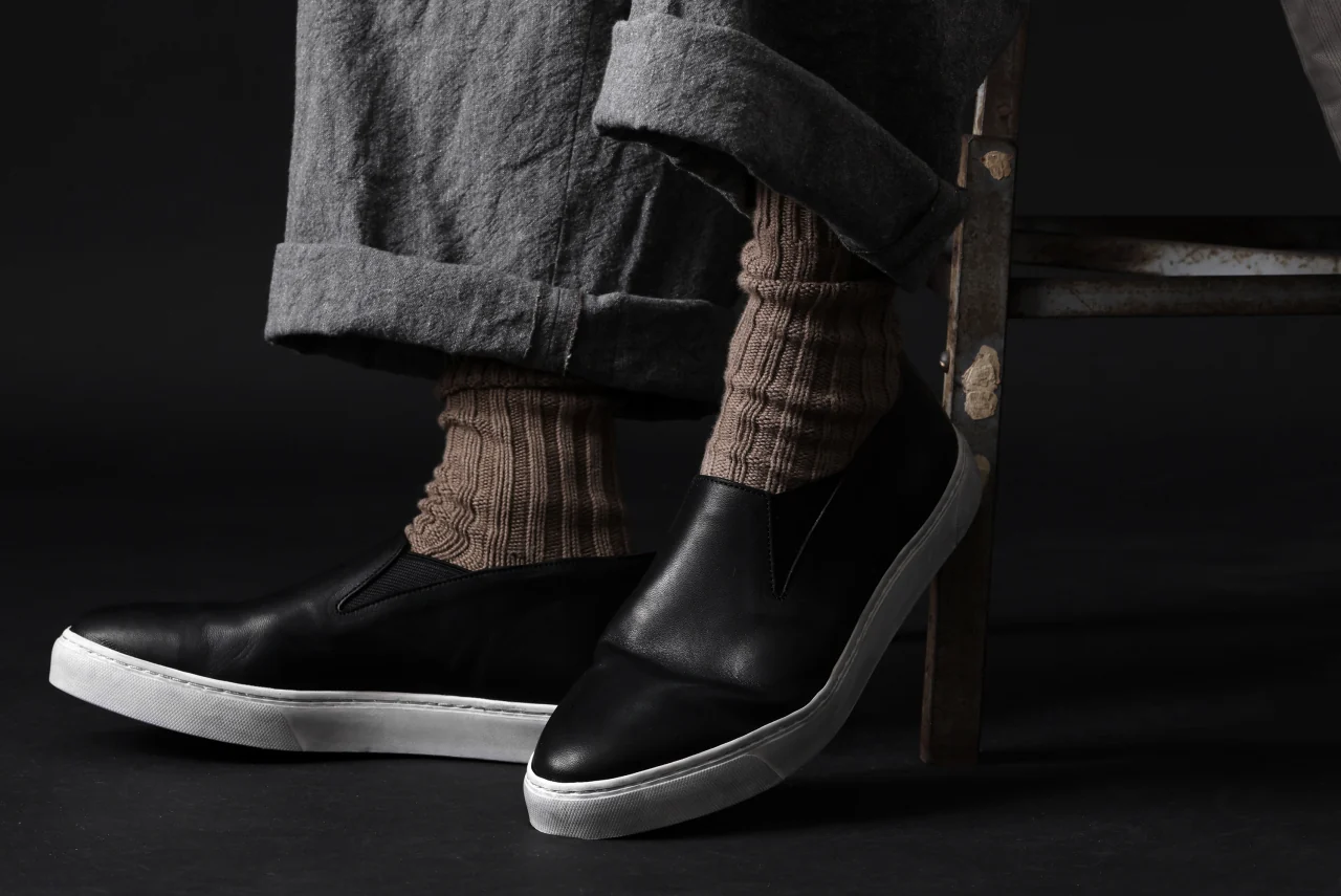 Portaille LOW SLIP SHOES / WAXED HORSE (BLACK x DUST WHITE) - Image 45
