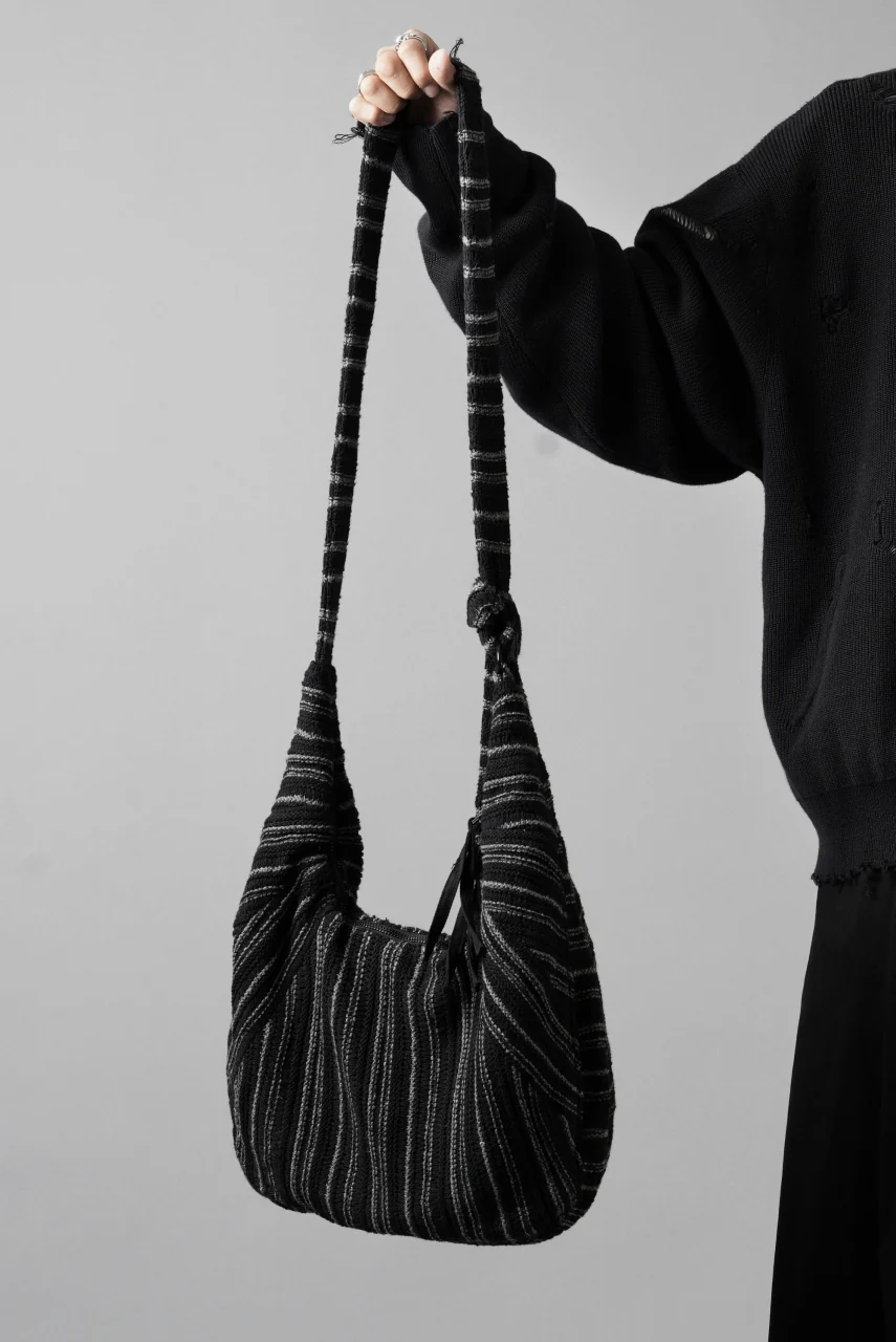 Professor.E KNIT SHOULDER BAG (BLACK/GREY) - Image 10