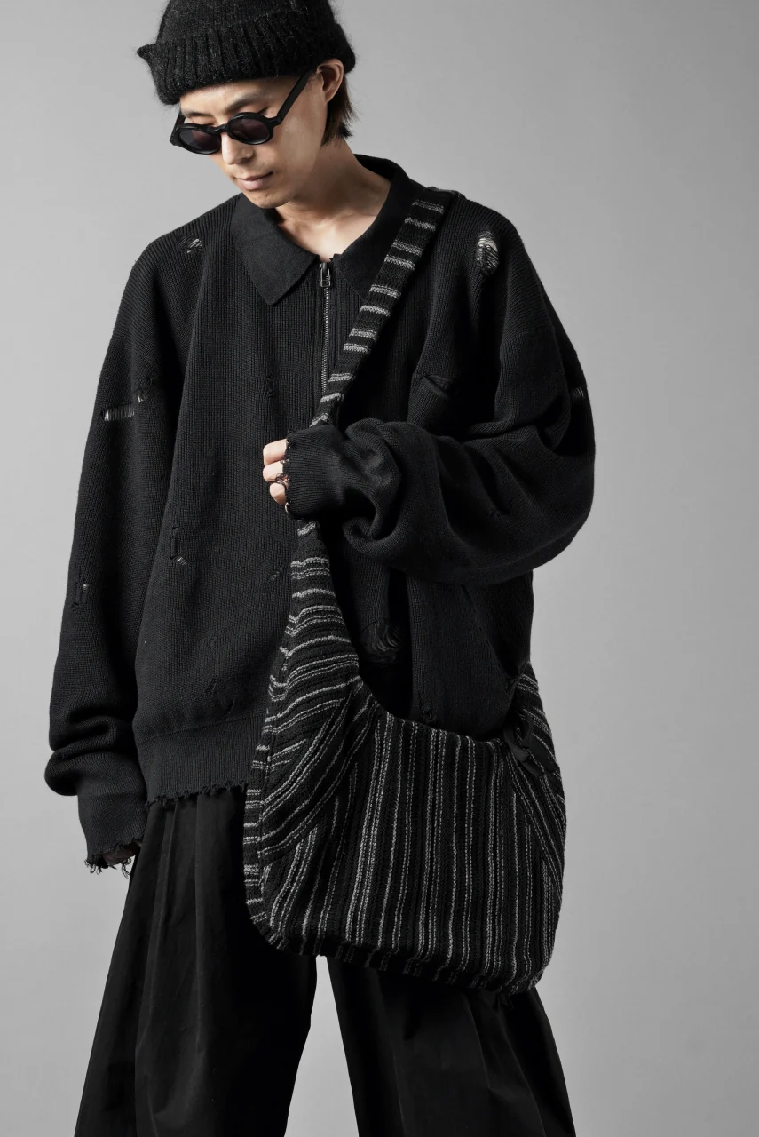 Professor.E KNIT SHOULDER BAG (BLACK/GREY) - Image 11