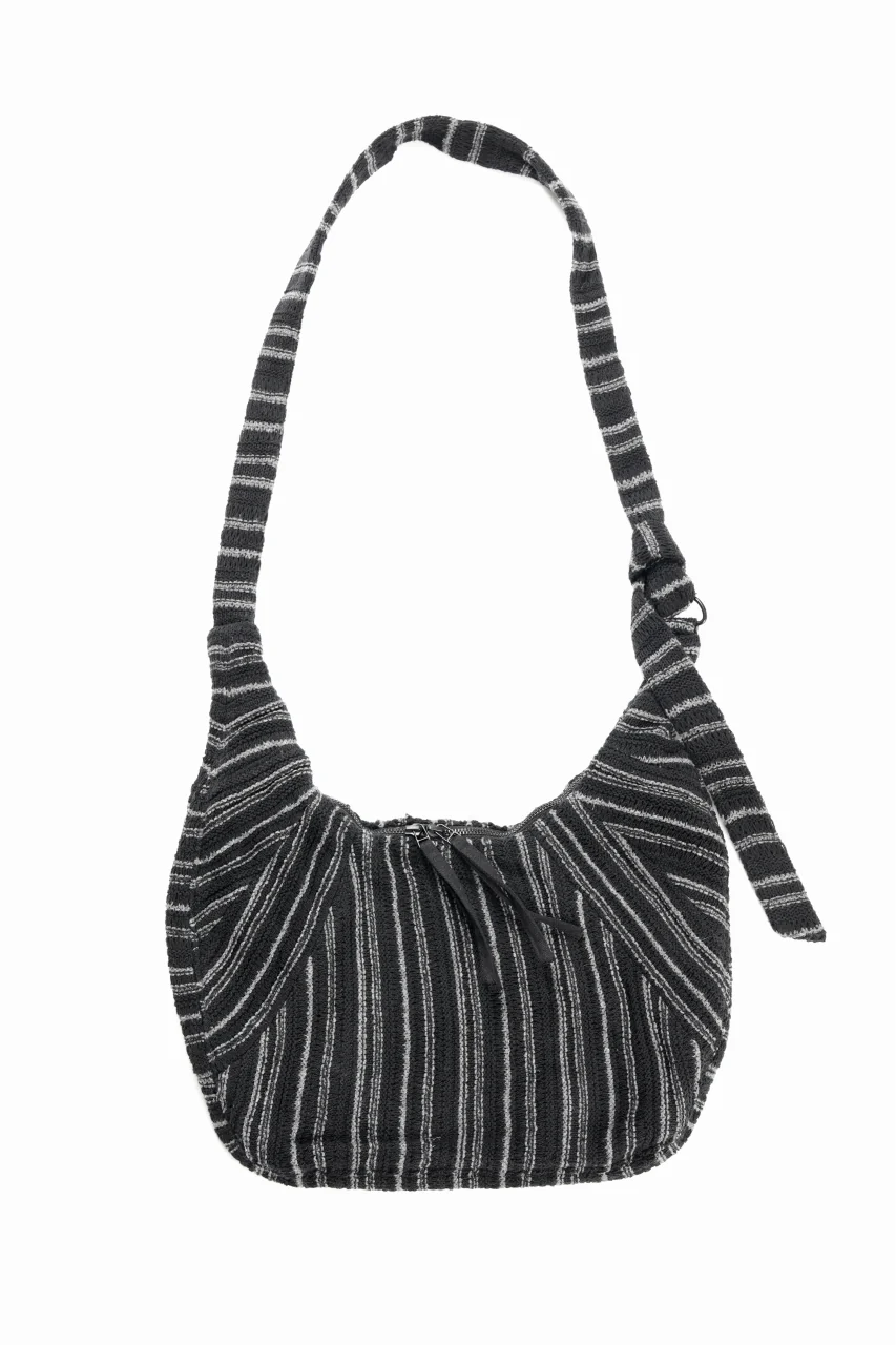 Professor.E KNIT SHOULDER BAG (BLACK/GREY) - Image 2