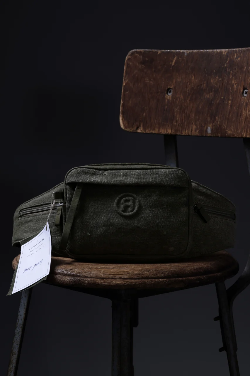 READYMADE BODY POUCH (KHAKI) - Image 2