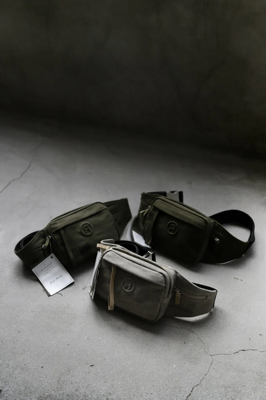 READYMADE BODY POUCH (WHITE) - Image 4
