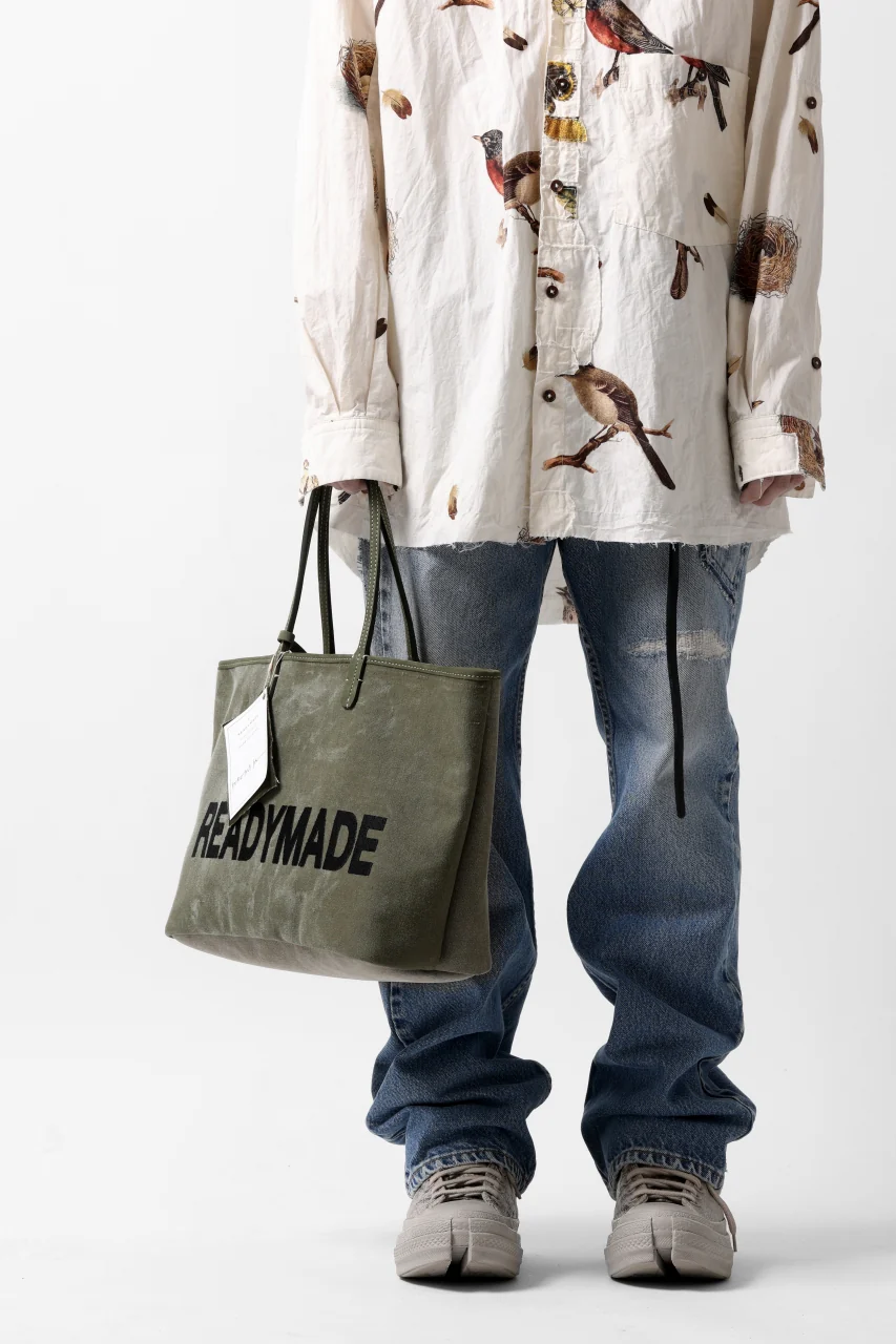 READYMADE DOROTHY BAG MEDIUM (KHAKI) - Image 9
