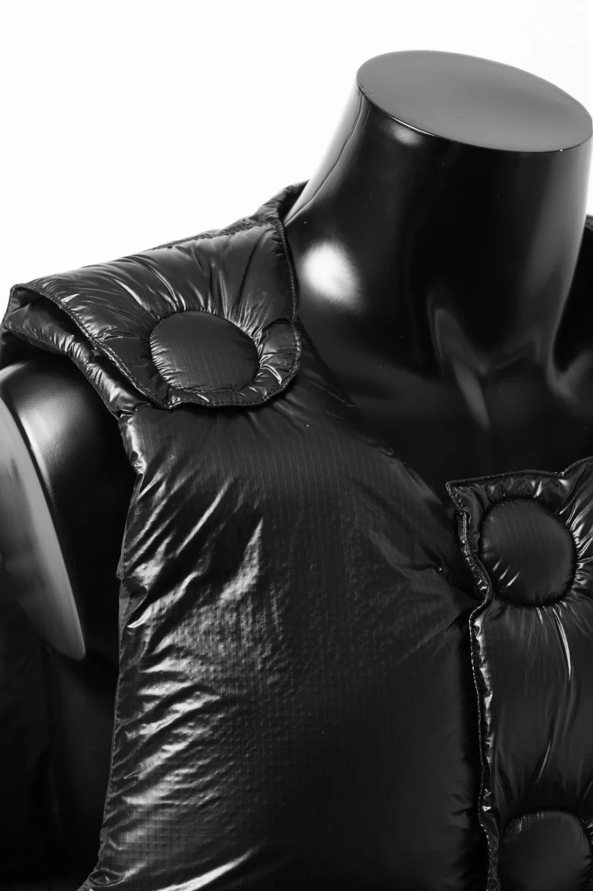 READYMADE PUFFY DOWN VEST (BLACK) - Image 13
