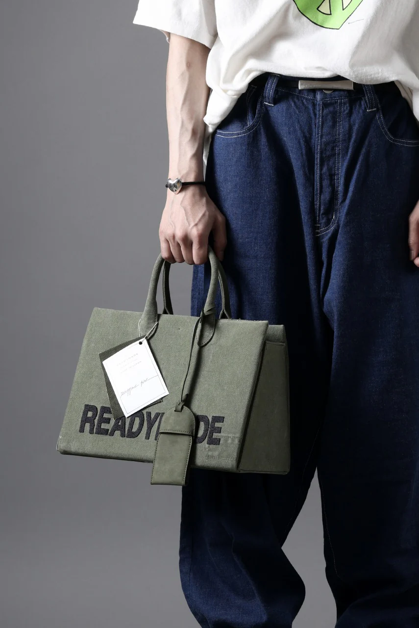 READYMADE SHOPPING BAG 30 LOGO (KHAKI) - Image 15
