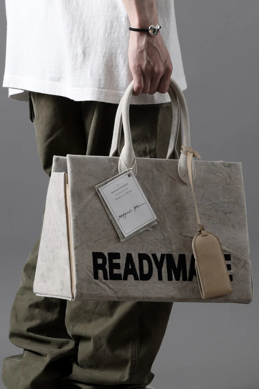 READYMADE SHOPPING BAG 35 LOGO (WHITE) - Image 17