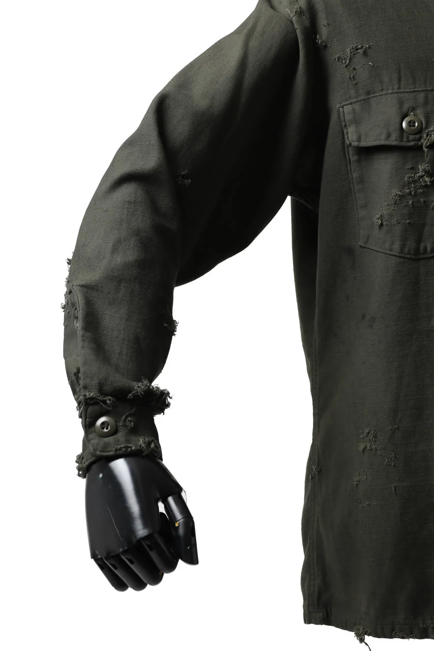 RESURRECTION HANDMADE distressed army shirt (DYEING KHAKI) - Image 16