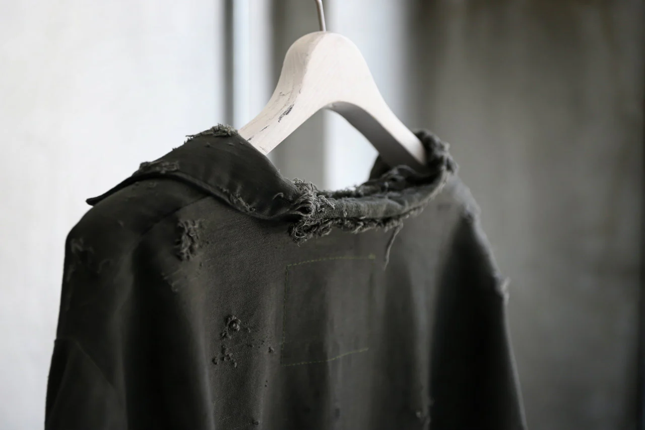 RESURRECTION HANDMADE distressed army shirt (DYEING KHAKI) - Image 31