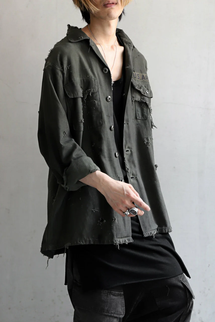 RESURRECTION HANDMADE distressed army shirt (DYEING KHAKI) - Image 4