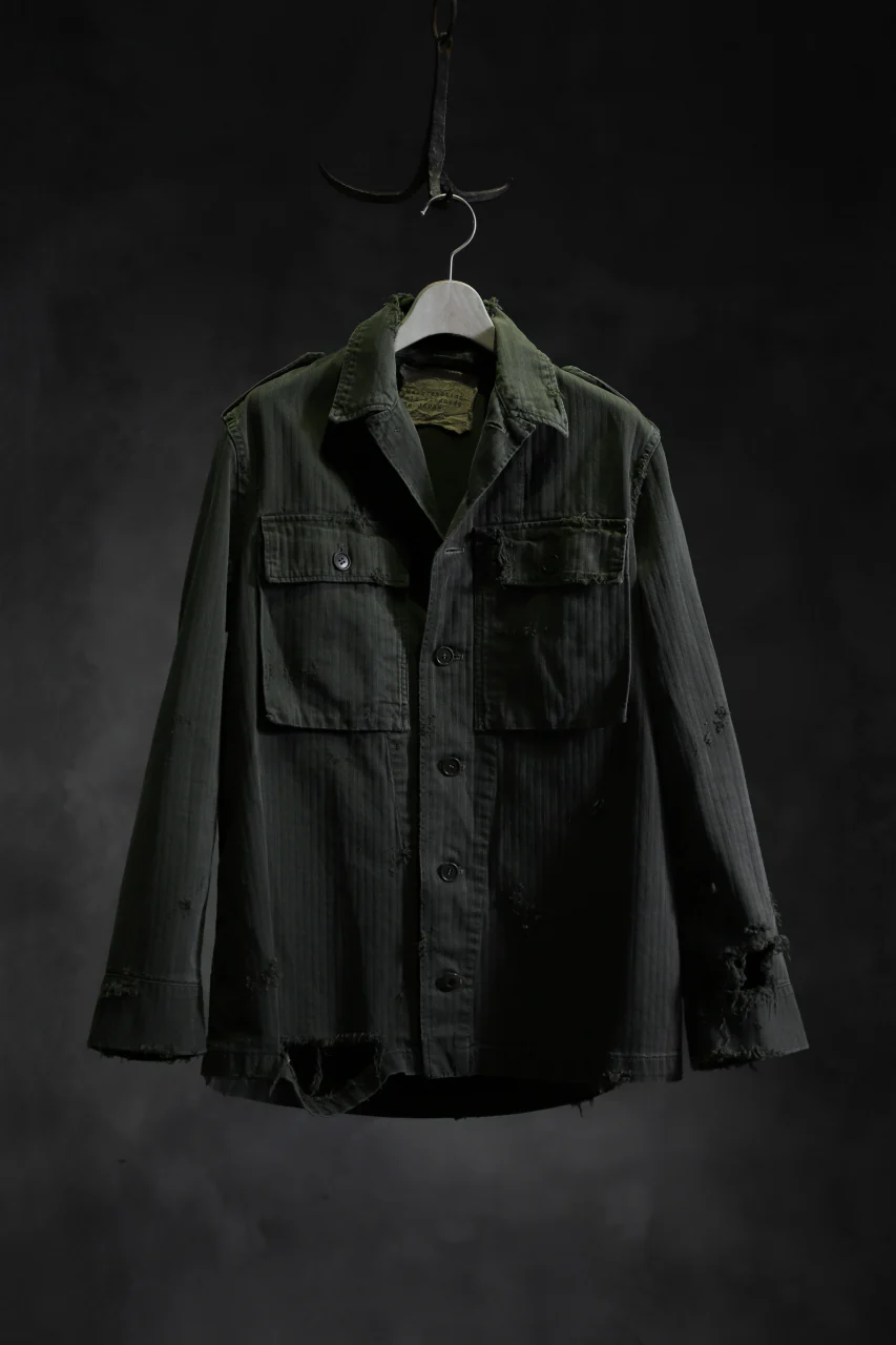 RESURRECTION HANDMADE vintage damage military herringbone shirt (KHAKI GREEN) - Image 19