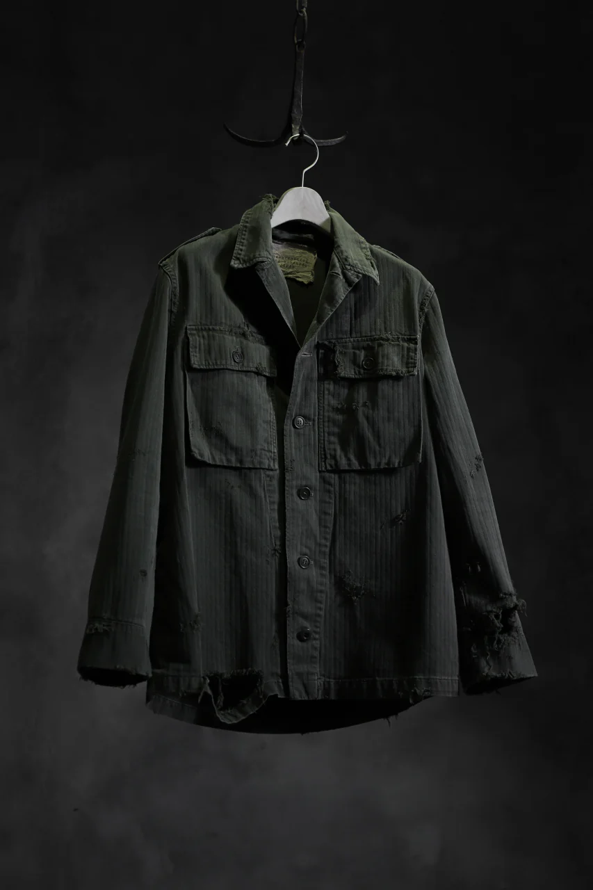 RESURRECTION HANDMADE vintage damage military herringbone shirt (KHAKI GREEN) - Image 20