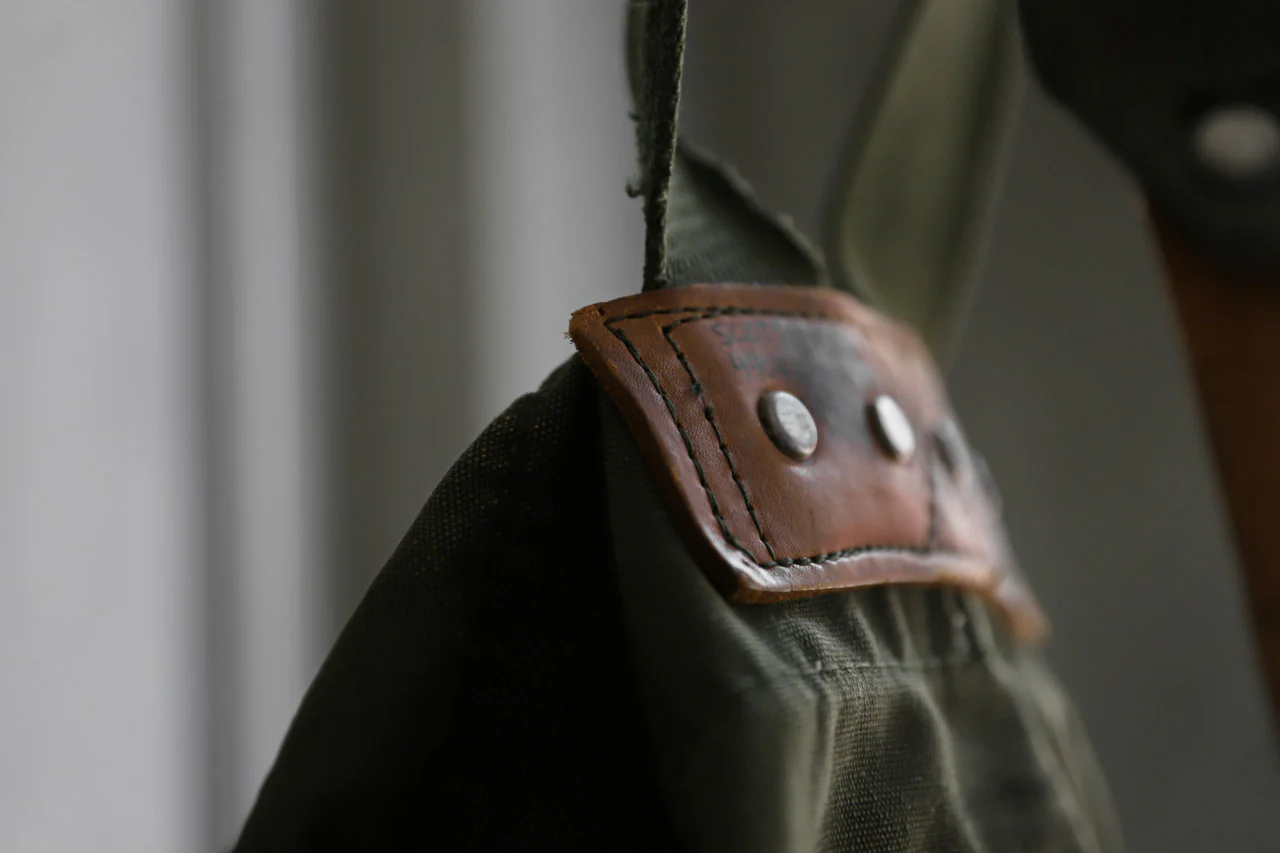 RESURRECTION HANDMADE vintage re-production back pack (KHAKI) - Image 32