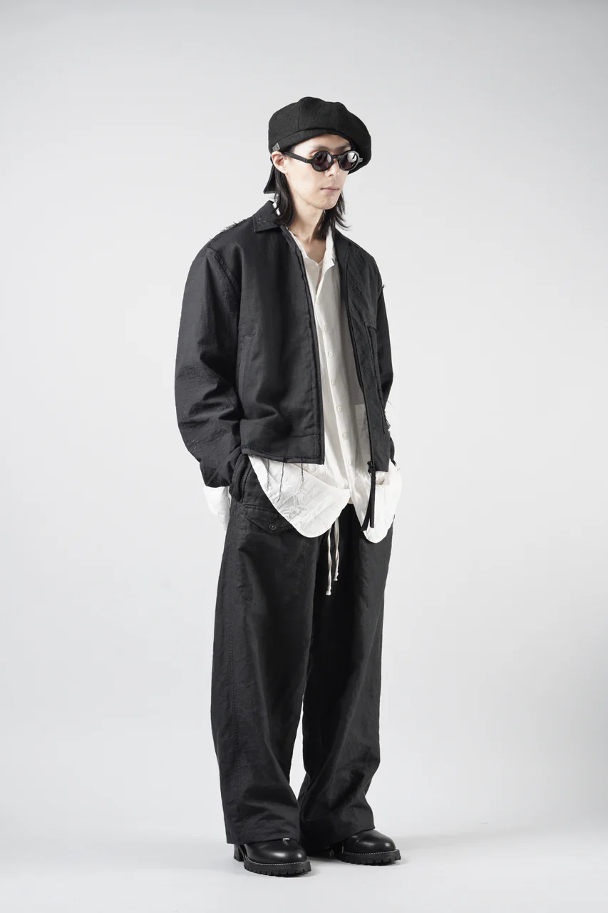 【SAMPLE SALE】A.F ARTEFACT OVERSIZED KNIT TOPS with LUXURY TWEED ZIP POCKET (BLACK) - Image 7
