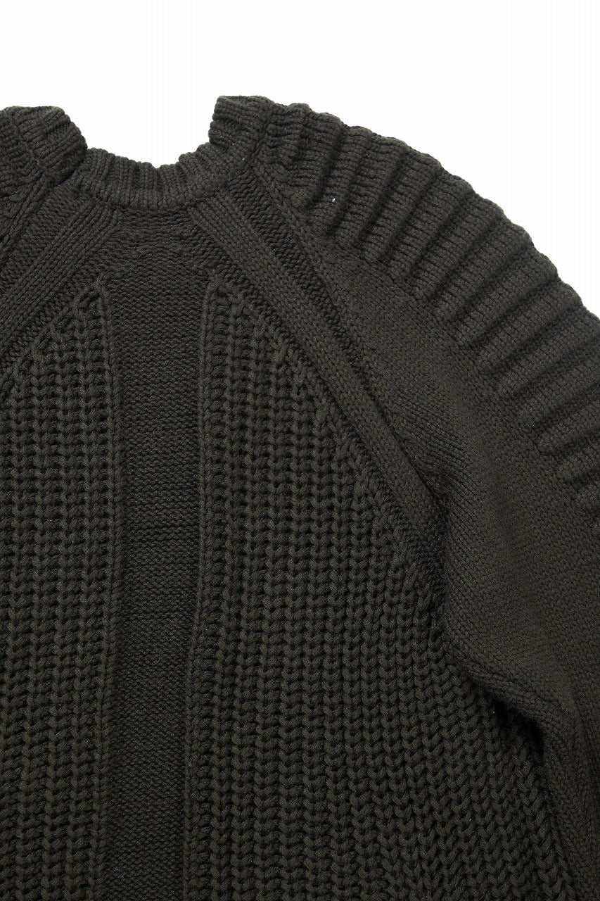 【SAMPLE SALE】A.F ARTEFACT LOWGAUGE CABLE KNIT PULLOVER LADDER-SLEEVE (KHAKI) - Image 4
