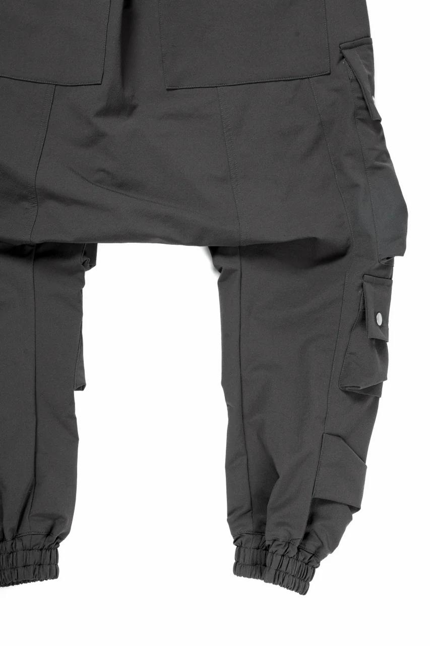 【SAMPLE SALE】A.F ARTEFACT MILITARY SARROUEL PANTS / TECH-SMOOTH (GREY) - Image 9