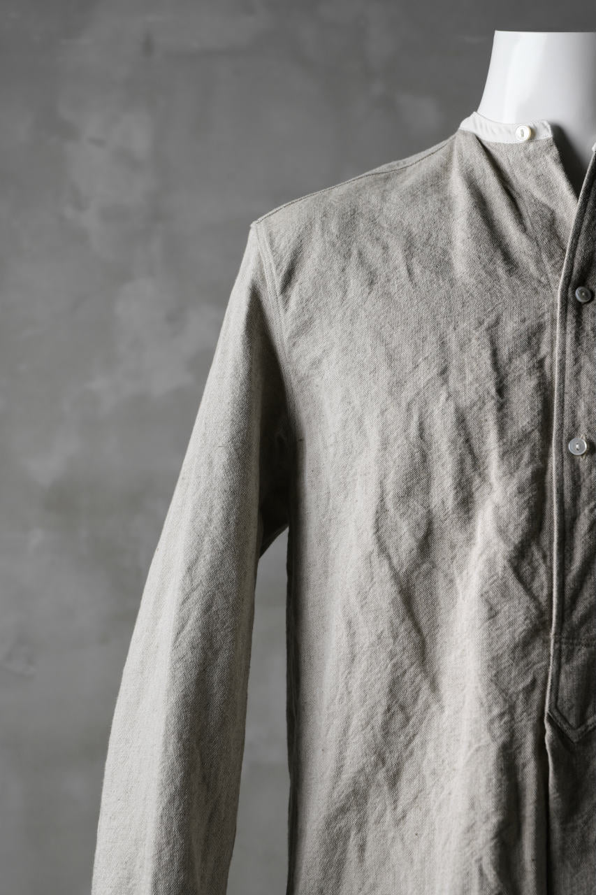 sus-sous band collar shirt / C44L56 High density poplin (SAND BEIGE) - Image 5