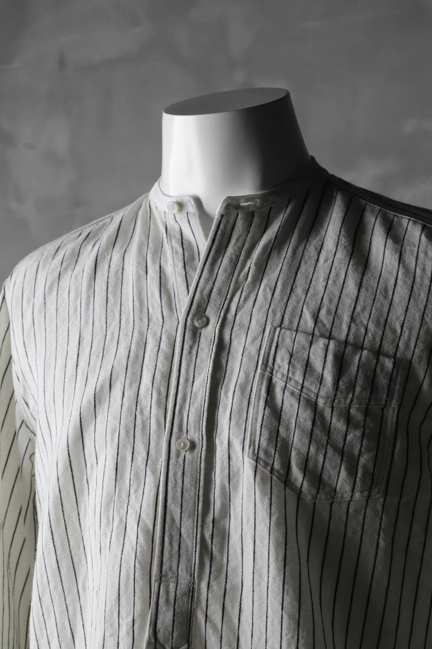 sus-sous band collar shirt / W52L48 Herringbone stripe (NATURAL×NAVY) - Image 7
