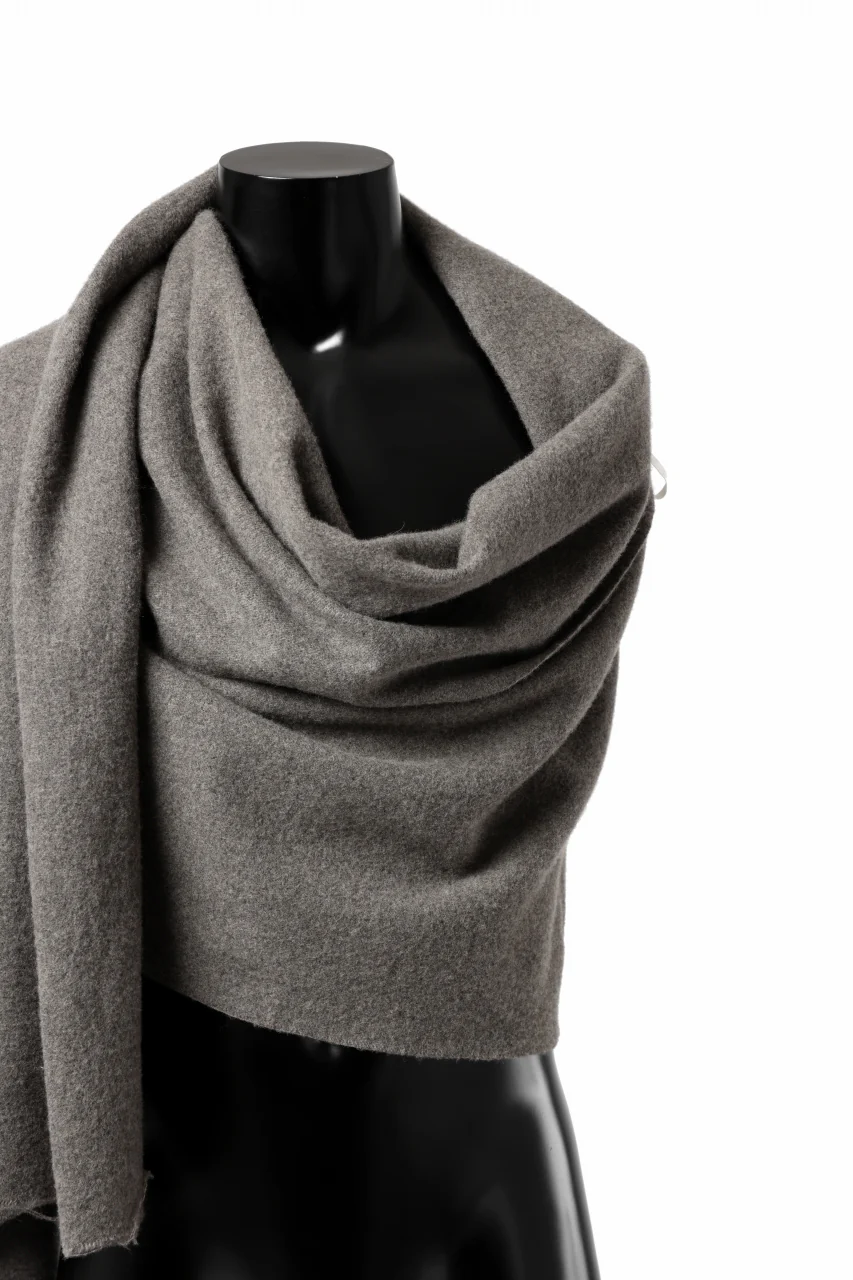 sus-sous cashmere / wool scarf - Raised washer (GREY) - Image 6