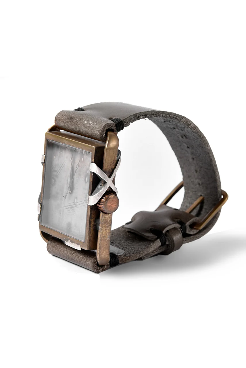 TACET x ESDE - Pyramid watch in brass with Black Diamond (Automatic) - Image 14