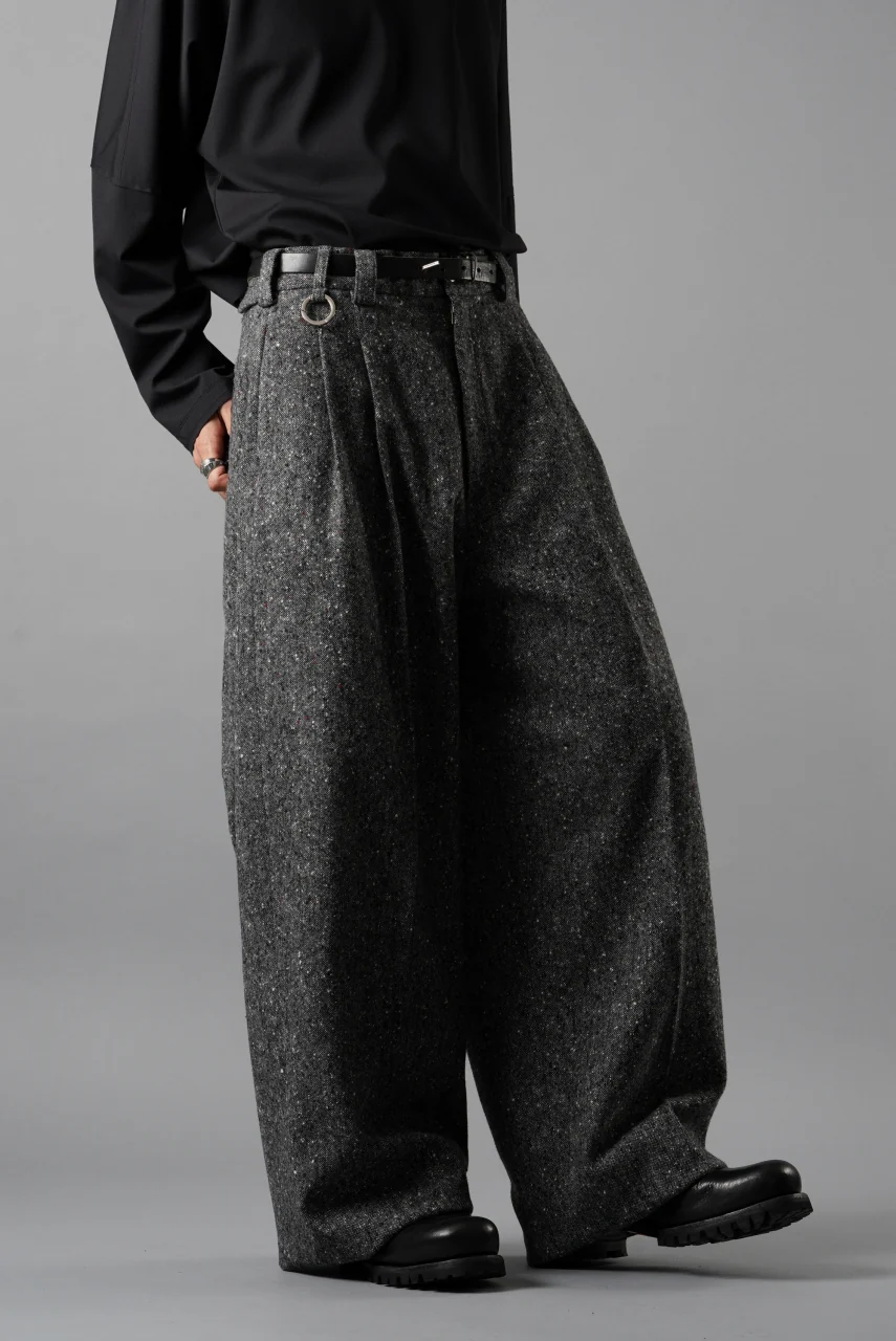 TARO HORIUCHI / th products Extra Volumed Tapered Trousers / Bishu Nep Tweed (grey) - Image 19