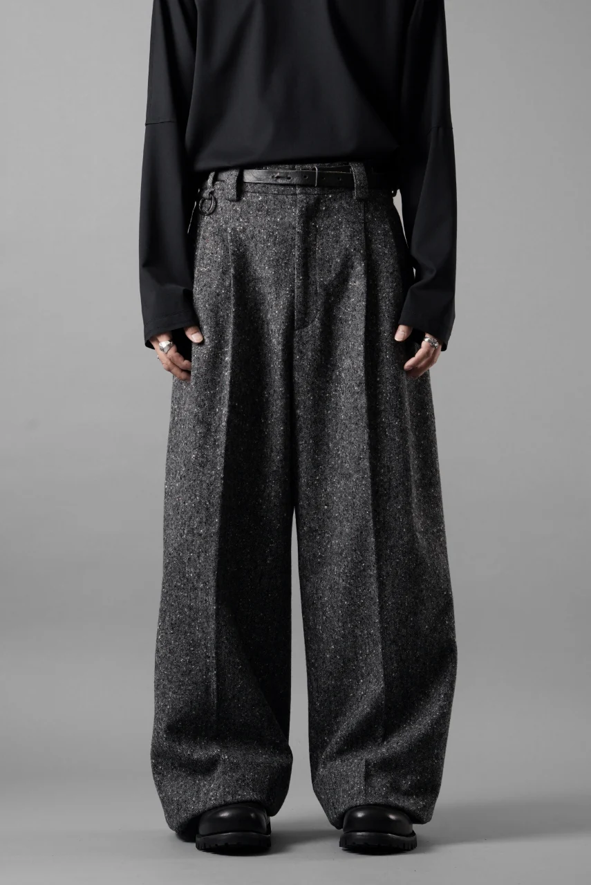 TARO HORIUCHI / th products Extra Volumed Tapered Trousers / Bishu Nep Tweed (grey) - Image 3