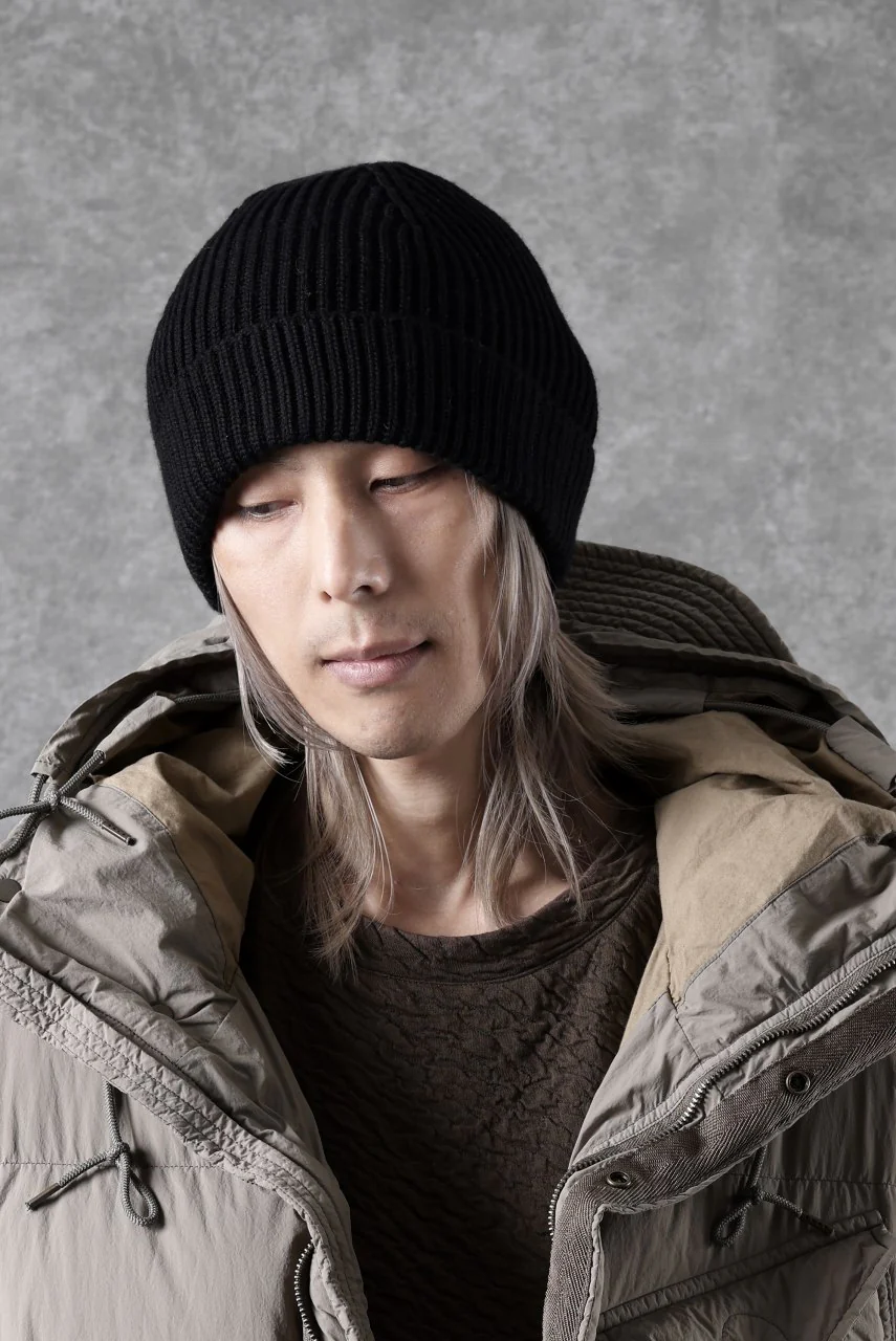 Ten c FISHERMAN RIBBED BEANIE / EXTRA FINE MERINOS WOOL (BLACK) - Image 12
