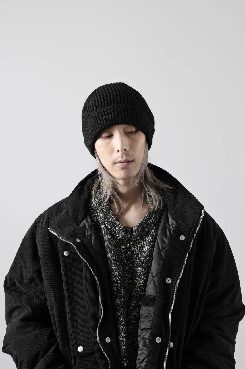 Ten c FISHERMAN RIBBED BEANIE / EXTRA FINE MERINOS WOOL (BLACK) - Image 17