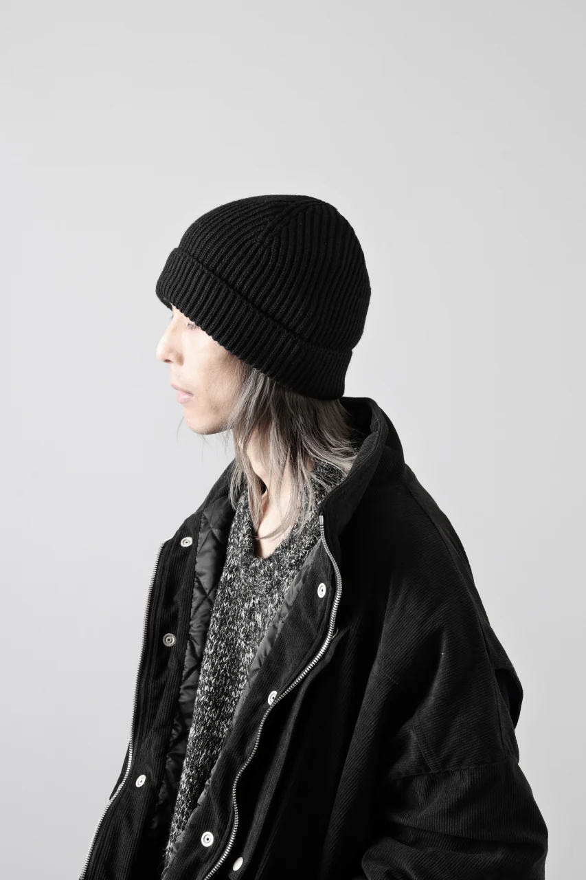 Ten c FISHERMAN RIBBED BEANIE / EXTRA FINE MERINOS WOOL (BLACK) - Image 21