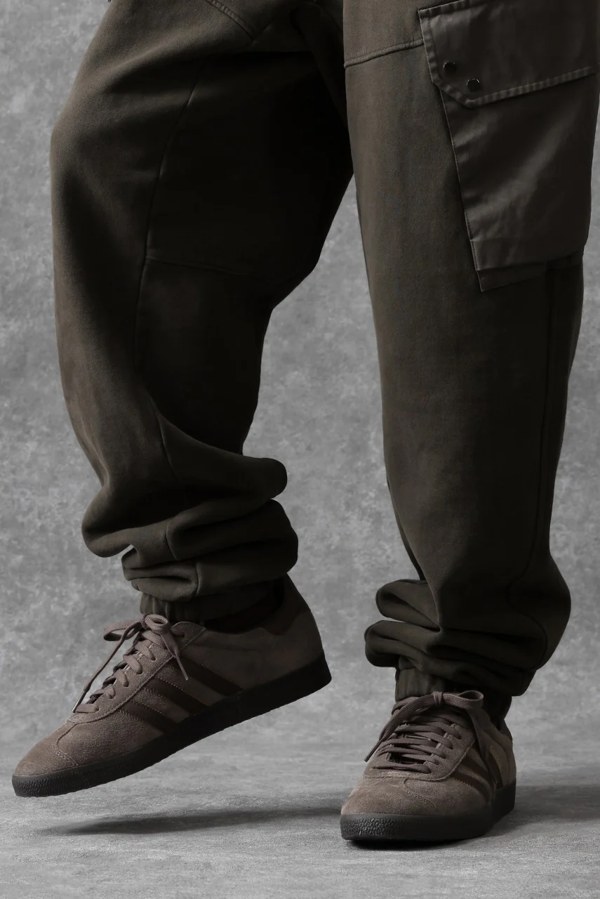 Ten c MULTI POCKET SNAP SWEAT PANTS / GARMENT DYED (DARK OLIVE) - Image 35