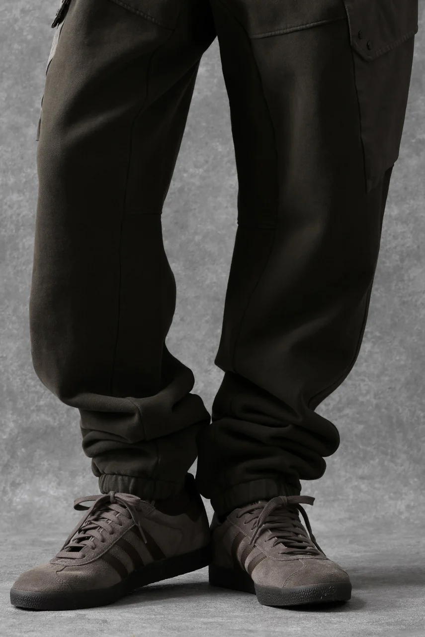 Ten c MULTI POCKET SNAP SWEAT PANTS / GARMENT DYED (DARK OLIVE) - Image 37