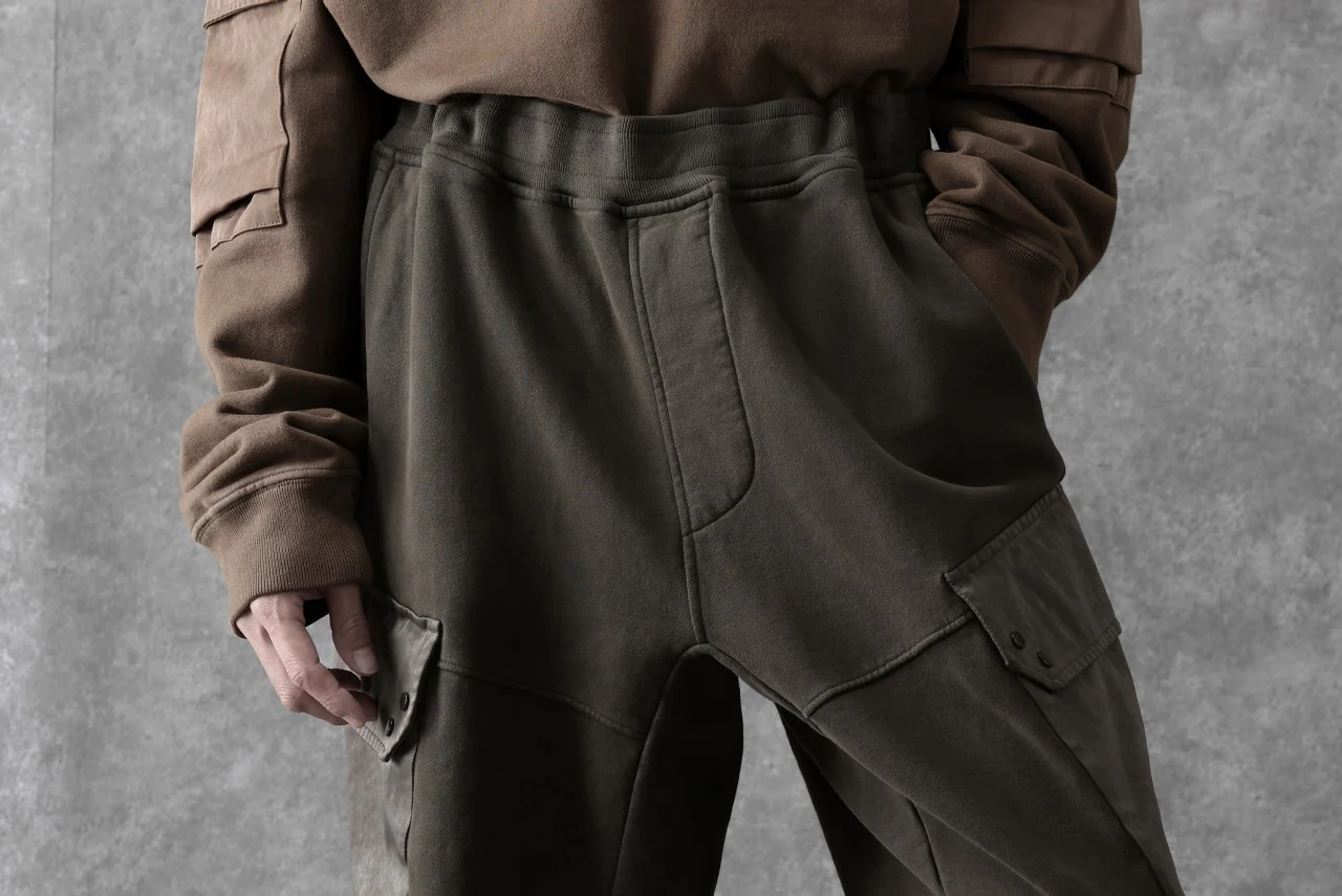 Ten c MULTI POCKET SNAP SWEAT PANTS / GARMENT DYED (DARK OLIVE) - Image 44
