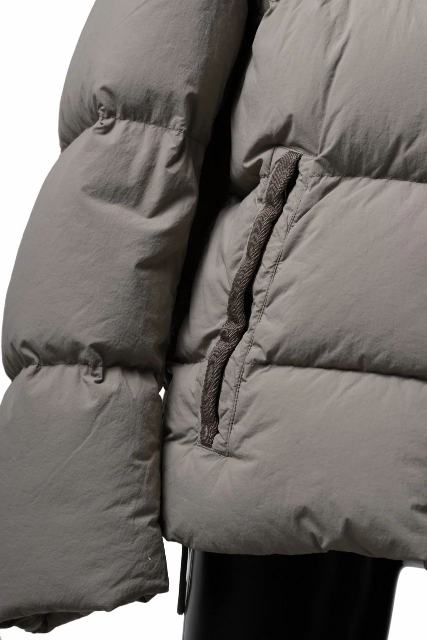 Ten c SURVIVAL DOWN JACKET / GARMENT DYED (ASH GRAY) - Image 24