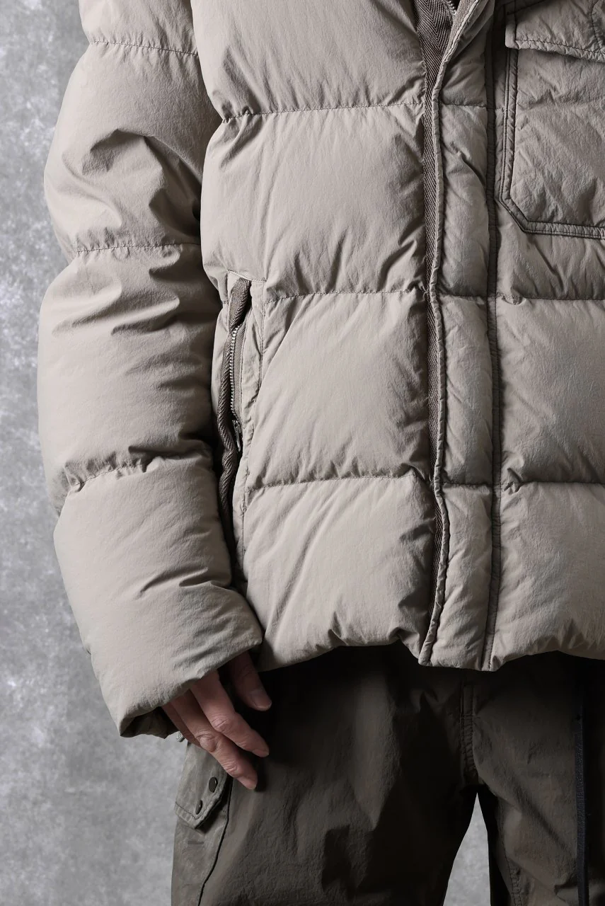 Ten c SURVIVAL DOWN JACKET / GARMENT DYED (ASH GRAY) - Image 44
