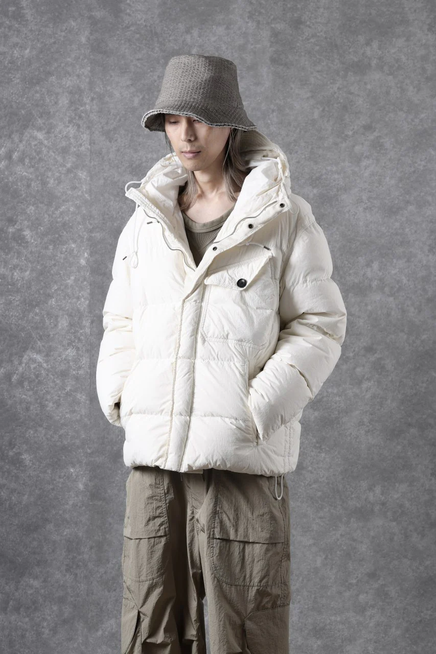 Ten c SURVIVAL DOWN JACKET / GARMENT DYED (WHITE) - Image 36