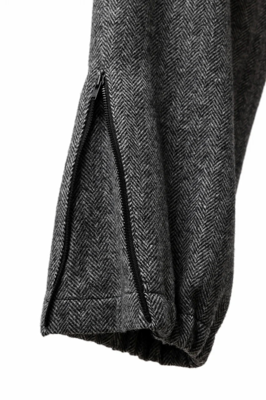 TARO HORIUCHI / th products Claude / Italian military / herringbone tweed (gray) - Image 11