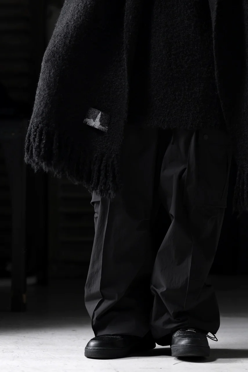 TARO HORIUCHI / th products Inflated Scarf / 1/4.5 kasuri loop knit (black) - Image 16