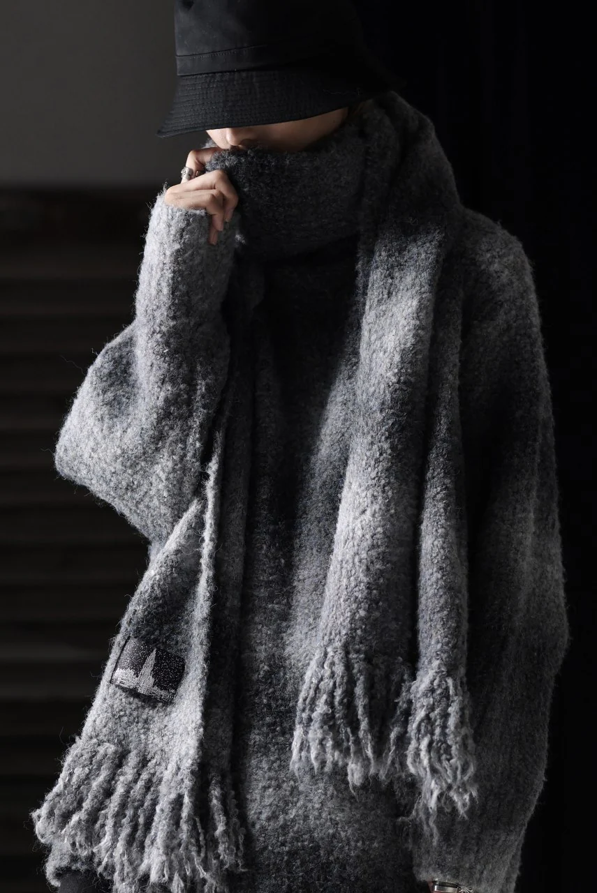 TARO HORIUCHI / th products Inflated Scarf / 1/4.5 kasuri loop knit (mono) - Image 16