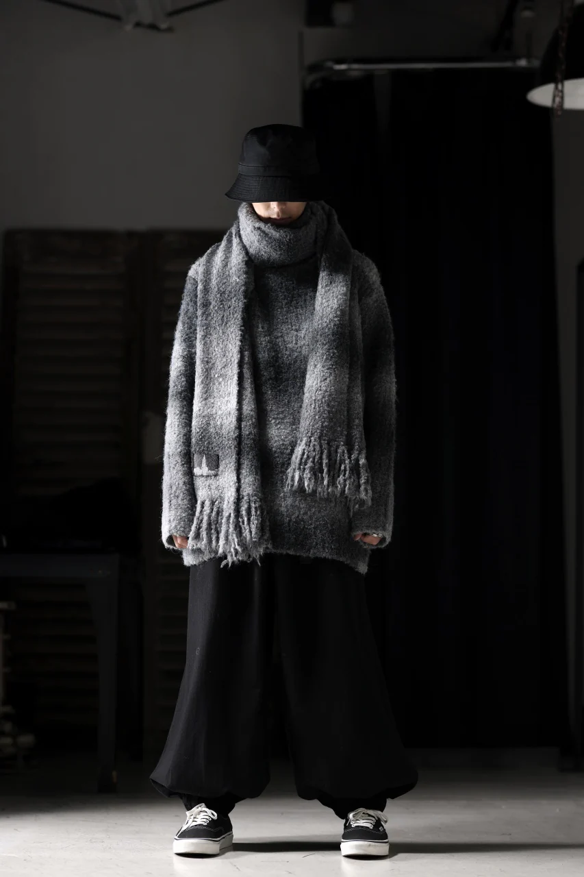 TARO HORIUCHI / th products Inflated Scarf / 1/4.5 kasuri loop knit (mono) - Image 24