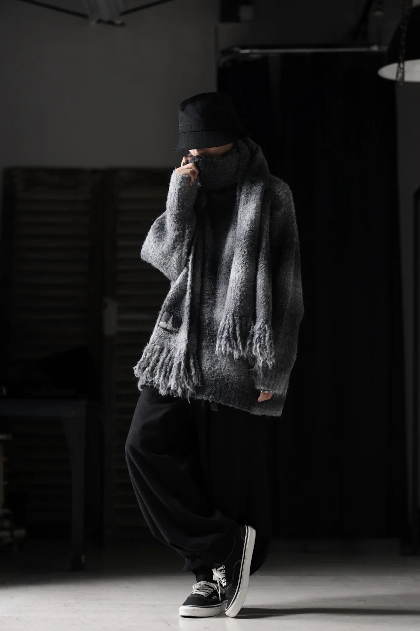 TARO HORIUCHI / th products Inflated Scarf / 1/4.5 kasuri loop knit (mono) - Image 25