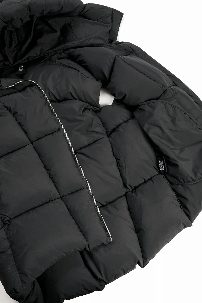 thom/krom BIG HOODIE OVERSIZED VEST / WARM PUFFER (BLACK) - Image 12