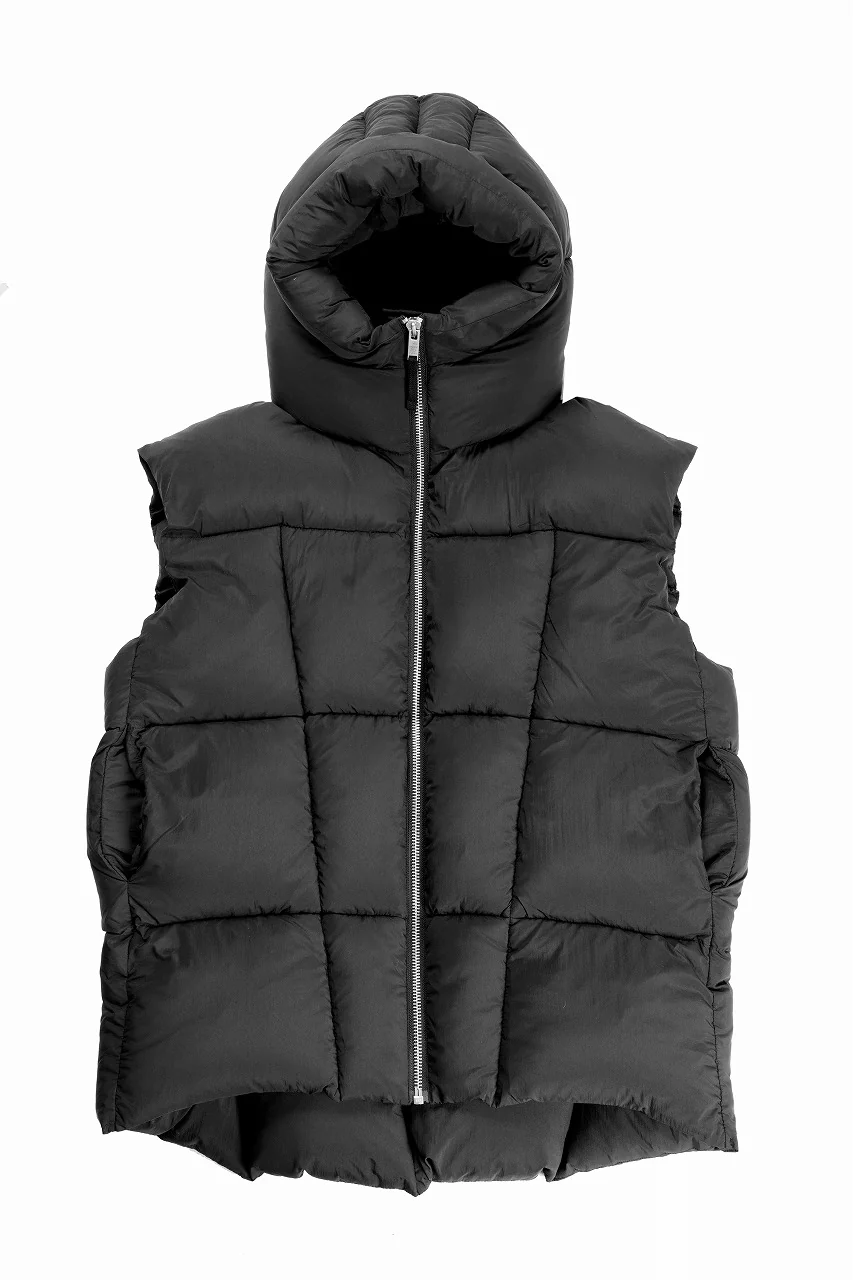 thom/krom BIG HOODIE OVERSIZED VEST / WARM PUFFER (BLACK) - Image 5