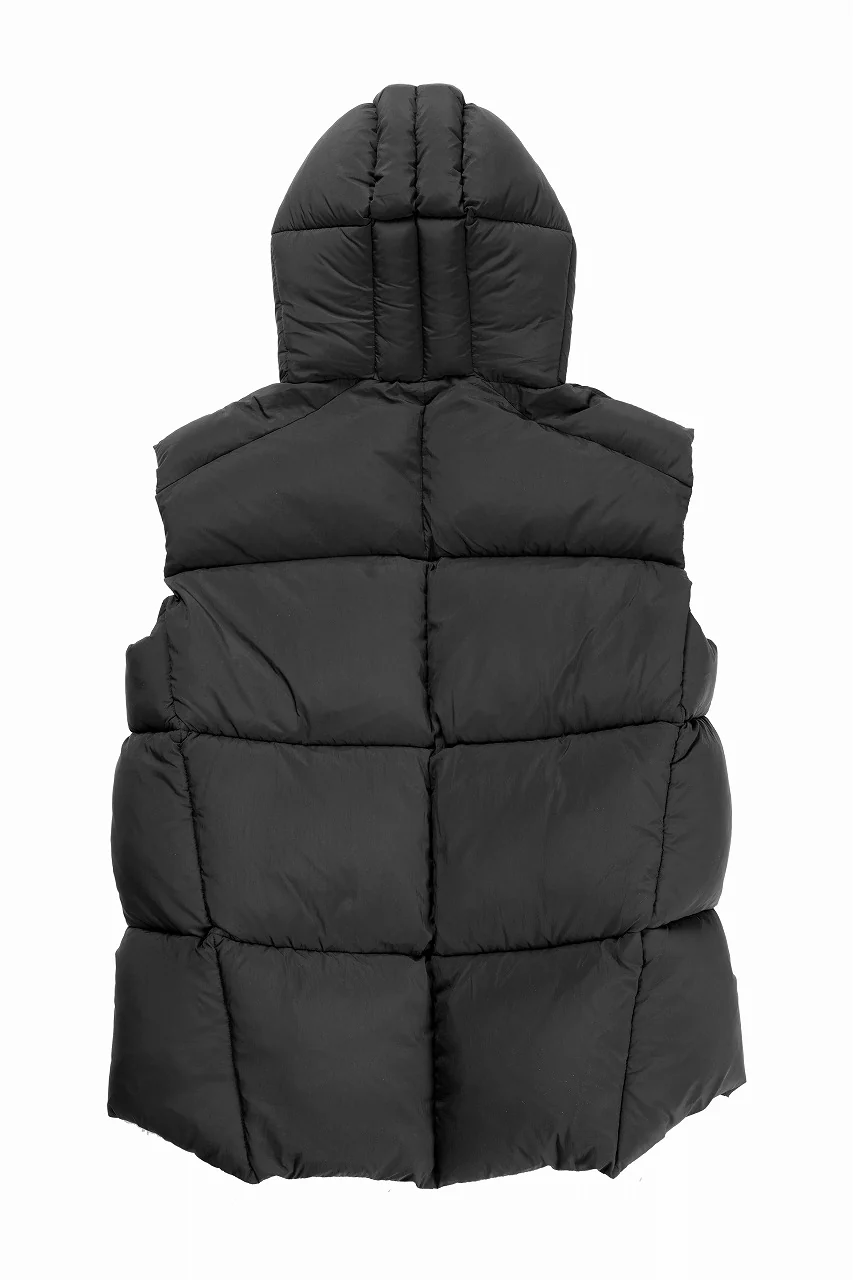 thom/krom BIG HOODIE OVERSIZED VEST / WARM PUFFER (BLACK) - Image 7