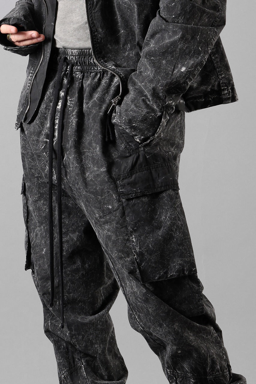 thom/krom CARGO JOGGER TROUSERS / DYED ORGANIC COTTON (BLACK MARBLE) - Image 8