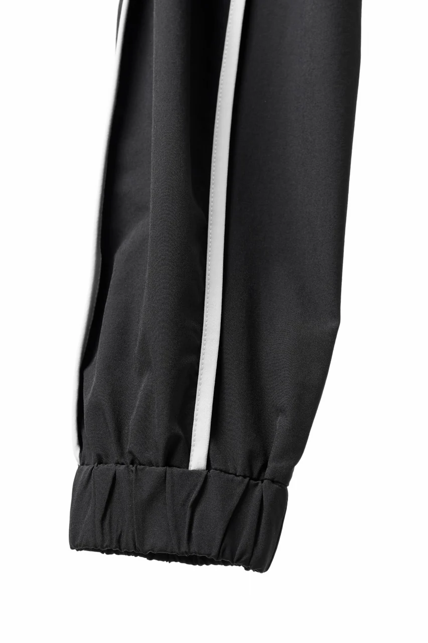 thom/krom DROP CROTCH TROUSERS / ELASTIC NYLON + REFLECTION PIPING (BLACK) - Image 12