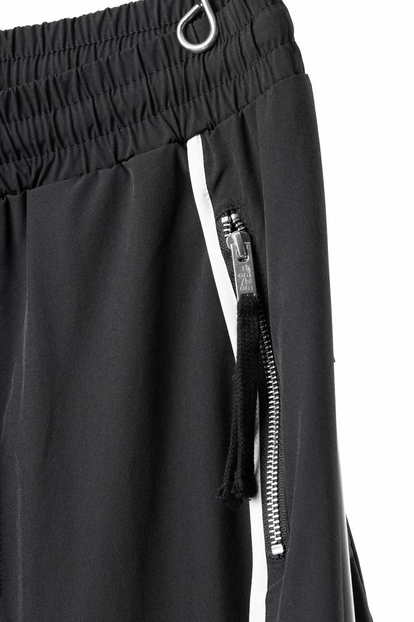 thom/krom DROP CROTCH TROUSERS / ELASTIC NYLON + REFLECTION PIPING (BLACK) - Image 14