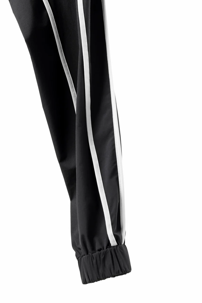thom/krom DROP CROTCH TROUSERS / ELASTIC NYLON + REFLECTION PIPING (BLACK) - Image 16