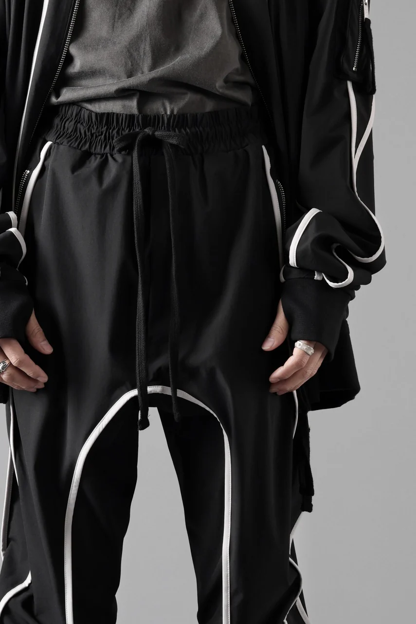 thom/krom DROP CROTCH TROUSERS / ELASTIC NYLON + REFLECTION PIPING (BLACK) - Image 21