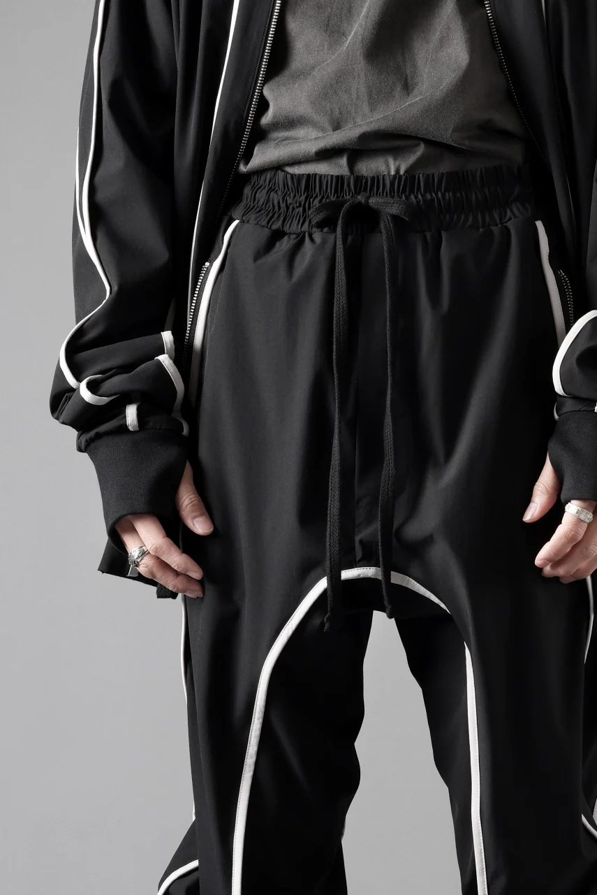 thom/krom DROP CROTCH TROUSERS / ELASTIC NYLON + REFLECTION PIPING (BLACK) - Image 25
